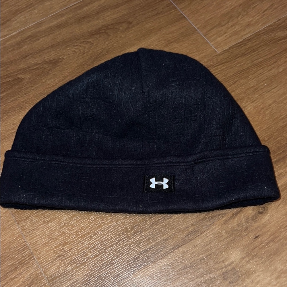 Size small women’s Under Armour Black Beanie